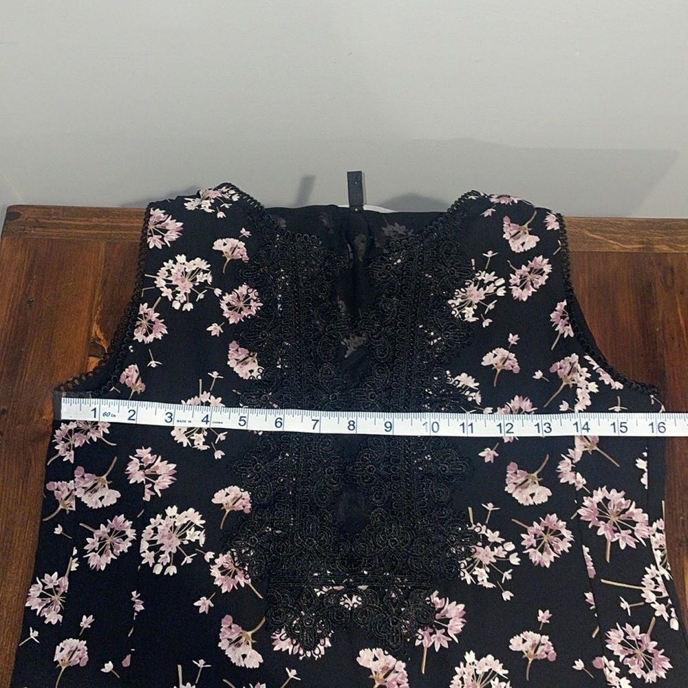 White House Black Market Sleeveless Tunic Size XS - Picture 8 of 12